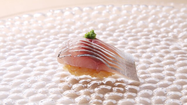鮓 有無（西麻布 鮨・寿司）の料理・店内写真 | ヒトサラ