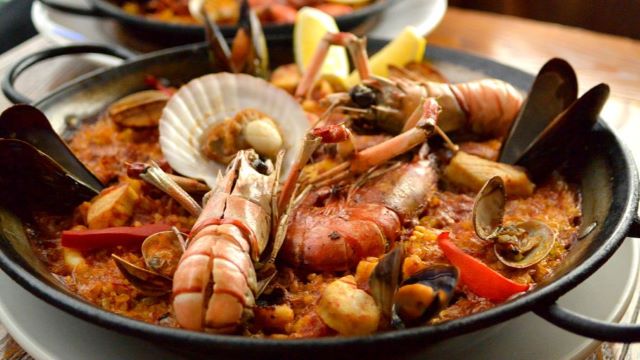 Bar Espanol LA BODEGA 大阪店の施設画像1