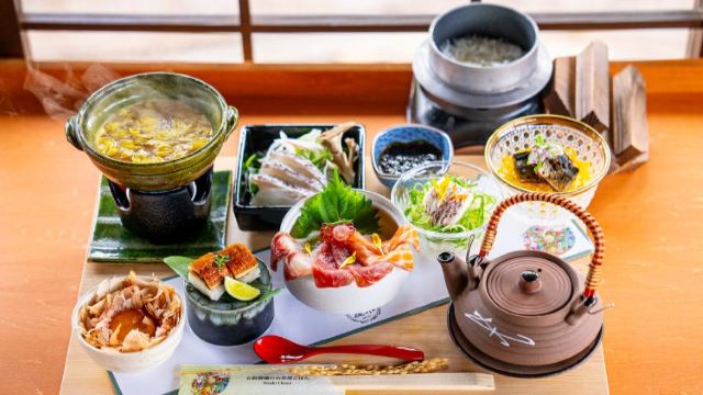 Sahna ortida porno suratga olish