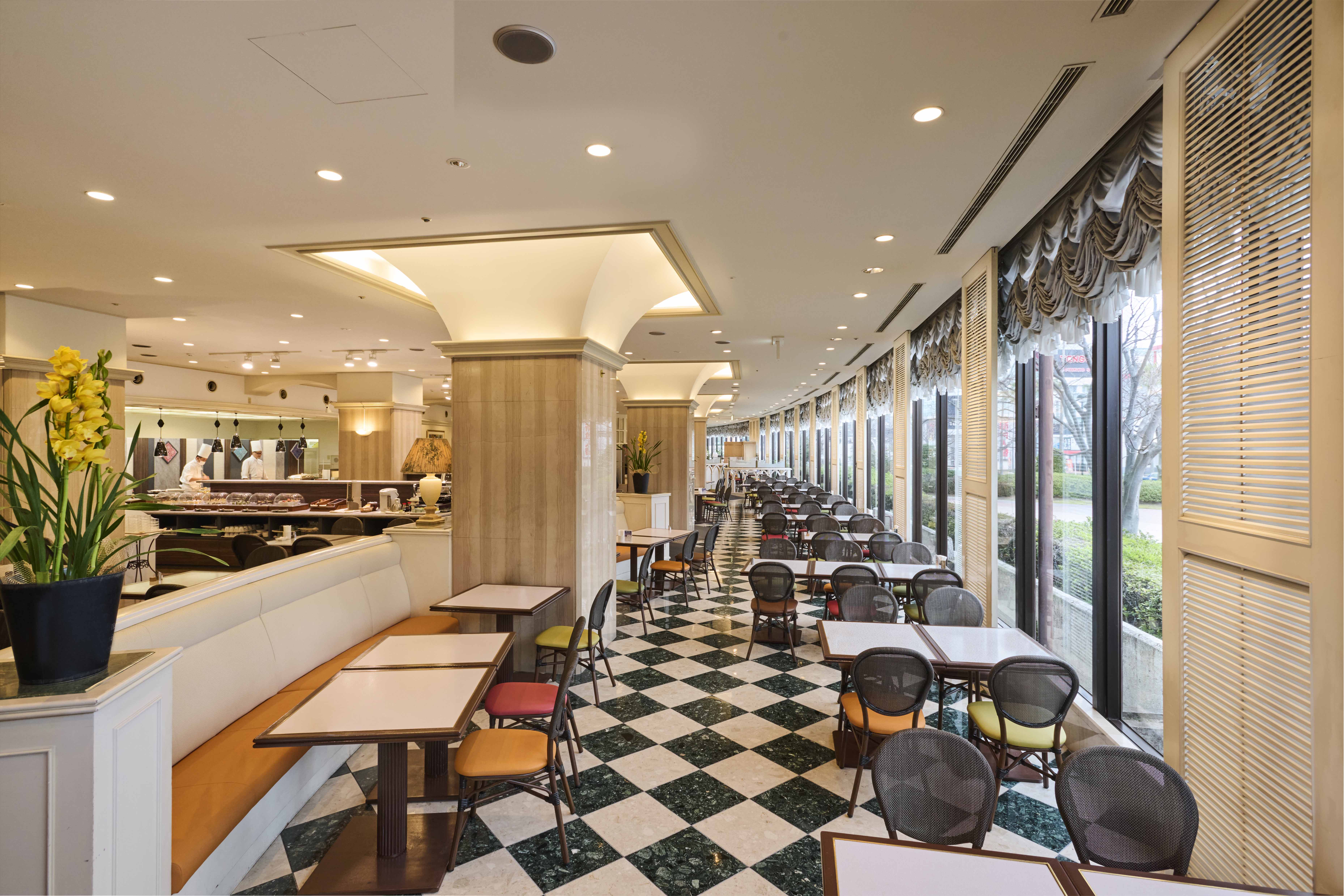 カフェレストラン トリアン / 鹿児島サンロイヤルホテルの施設画像1