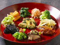 Hachiyama Course (Table)