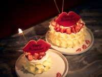 【Anniversary plan】リッププレートとホワイトフレアショートケーキ×スパークリングワイン×Share plan