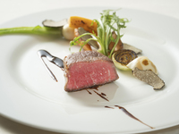 【3・4月限定】シェフ厳選　特撰黒毛和牛コース(全8品)