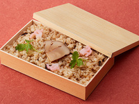 季節の炊き込みご飯