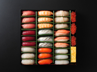 【テイクアウト】にぎり30貫・上