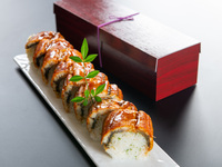 【日本料理 簾】 鰻(うなぎ)の棒寿司