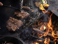 ◉白天 YAGOONA 燒烤