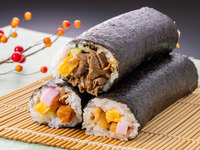 【TAKE OUT】安城牛ゴールド太巻寿司　4,000円