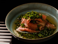 但馬玄と花山椒と白子筍  55,000円（カウンター）