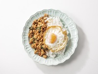 【TAKE OUT】 鶏のガパオ “ガパオ ガイ”