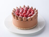 8号（24cm）チョコレートショートケーキ￥19,440（税込）