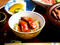 【一人土釜の肉まぶし】八代目儀兵衛「翁霞米」と近江牛ヘレ炭火焼