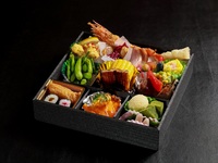 Strongest Fireworks Lunch Box