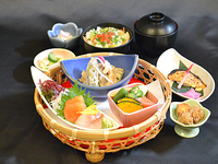 Bamboo basket meal set (includes hot spring bath)