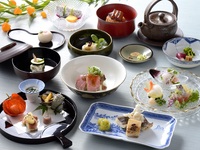 Seasonal Kaiseki Course: Water Lily Kaiseki Course (Available from July 1st)