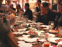 【 Casual Party Course 】 ＜ w/  2H Free Drink ＞ 大皿料理とフリー･ドリンクでカジュアルに!!