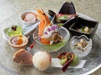 【ショート会席コース】　軽めのコース+プラスアップ飲み放題２時間付き