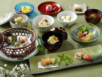Seasonal Kaiseki [Wakakaede-Kaiseki] 4/13-