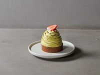 【イートイン】ベリーピスタチオ