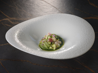 Lunch Course “b”【窓側席】 -記念日&デート-