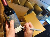 二人様用・100周年記念ワイン付き【紫蘭花　しらん】大きなフカヒレの豪華コース　期間8月末日まで