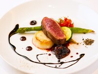 Weekend and Holiday Lunch Course (7 dishes)
