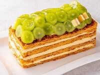 シャインマスカットのミルフィーユ長方形