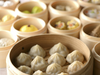 [Weekends and Holidays 2900 Yen Hotel Buffet] Special course with freshly steamed dim sum + buffet dishes + drink bar