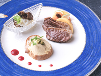 ★新年会割引★1000円OFF★おまかせ9品7皿コース＋フリーフロー（飲み放題100分）セット 