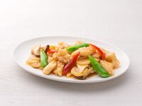 【アラカルト】19.イカと野菜のオイスターソース炒め　中盆