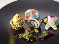 【ランチコース　炎Yan（イェン）】ふかひれの土鍋ご飯に十勝ハーブ牛のオイスターソース炒め全6品