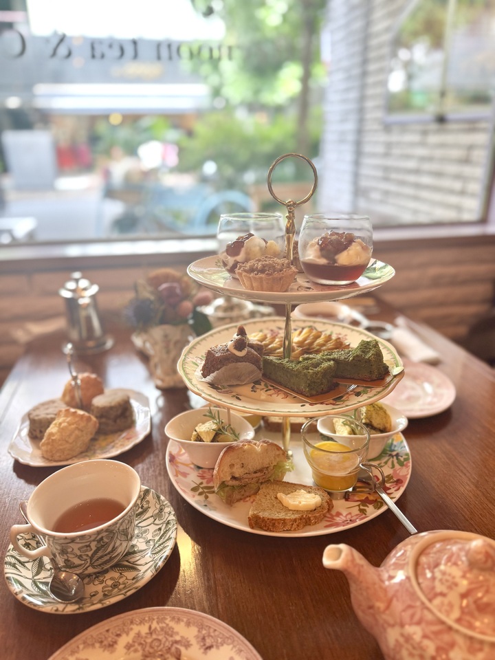 Tiny Toria Tearoom - Restaurant Guide - TableCheck