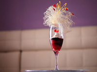 【アニバーサリーコース】オマール海老、特選牛肉など＋乾杯シャンパン＋メッセージプレート付き