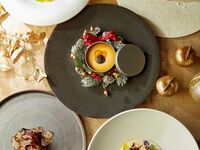 Tiệc tối Giáng sinh – Tầng có tầm nhìn ra Tokyo Tower, kèm một ly sâm-panh