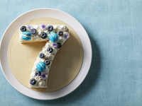 ＜乾杯酒 + ナンバーケーキ（＋1桁4,000円/＋2桁8,000円）＞　【翡翠】活蝦夷鮑のグリルと特選黒毛和牛の食べ比べコース（平日）