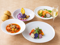 HOLIDAY VEGETABLE FULL COURSE with Glass of Sparkling Wine