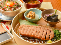 ຊຸດອາຫານຊີ້ນງົວ (ກັບ Ochazuke)