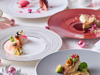 Xmasデコレーションルーム／1室限定＞【Xmas2025】クリスマスランチ[公式HP]アニバーサリーコース　シェフお勧めWメイン料理を堪能　12月20日~25日