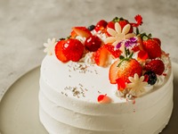 【誕生日ケーキ】 ホワイト4号 3,270円から  