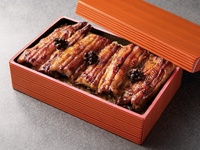 お持ち帰りうな重「月（うなぎ3枚）」