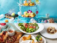 【ランチ☆アフタヌーン】"海の宝石" メロン×マンゴーのハワイアン2段スタンド付き！『牛ハラミのグリル＆鶏もも肉のシュラスコ×チーズリゾット』など8品5皿