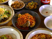 [Premium banquet course] 7 dishes including appetizers and Mao Zedong spare ribs + all-you-can-drink draft beer for 2 hours for 7,200 yen