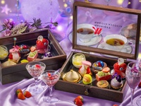 Guaranteed window seat and afternoon tea