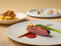 タイムセール【MANGIARE LUNCH＋乾杯スパークリングワイン】HP限定乾杯酒＆食後の小菓子付き！季節野菜の前菜から始まるＷメインの贅沢ランチ