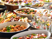 [Dinner Buffet] Over 50 varieties! Enjoy seasonal flavors and a live kitchen!