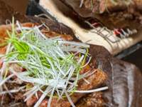 フカヒレと黒毛和牛朴葉焼きコース