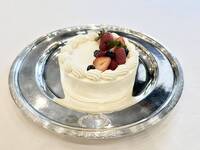 ホールケーキ（5号/直径15cm/4～6名様向け）
