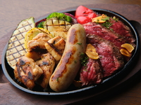 たっぷり3時間！メインにはステーキ＆肉盛りコンボ！各種宴会にお薦め!!☆肉宴会コース☆【季節の前菜5種含む全7品12種！ビールやハイボール、各種サワーをたっぷり楽しめる180分飲み放題付きプラン！