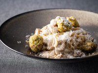 【90-Minute Dining】Mini Buffet Included ≪Lunch≫Porcini Cream Pasta with Awaji Chicken Cutlet