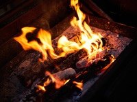 ワンドリンク+プチギフト付き　薪焼きイベリコランチコース¥12100